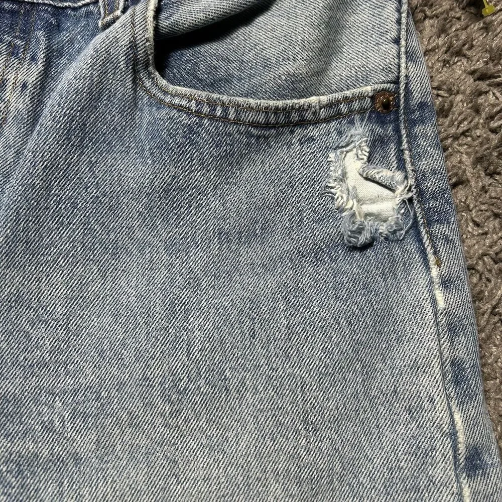 Levi’s 501 XX Light Wash Jeans Made In USA 33X32 Distressed